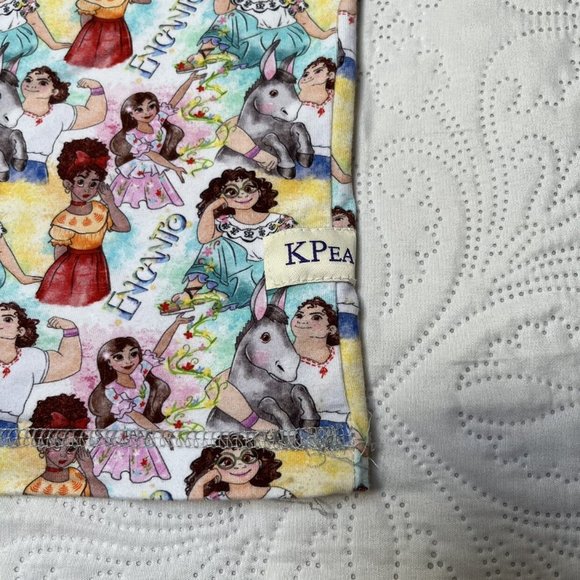 KPea Custom Encanto Raglan Tee Size 6 - Picture 4 of 7